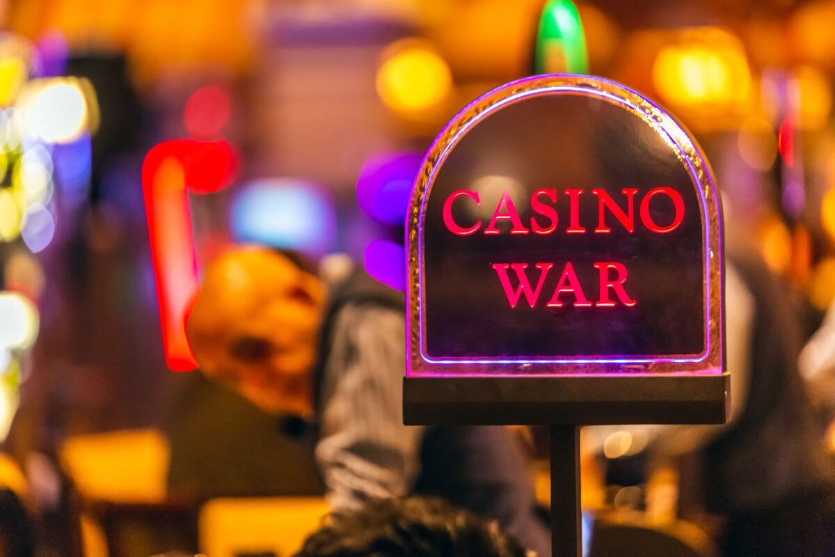 how to play casino war